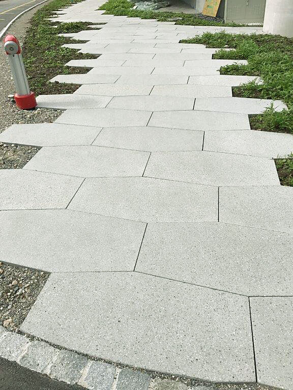 Polygonalplatten - Hager Partner AG Zürich
