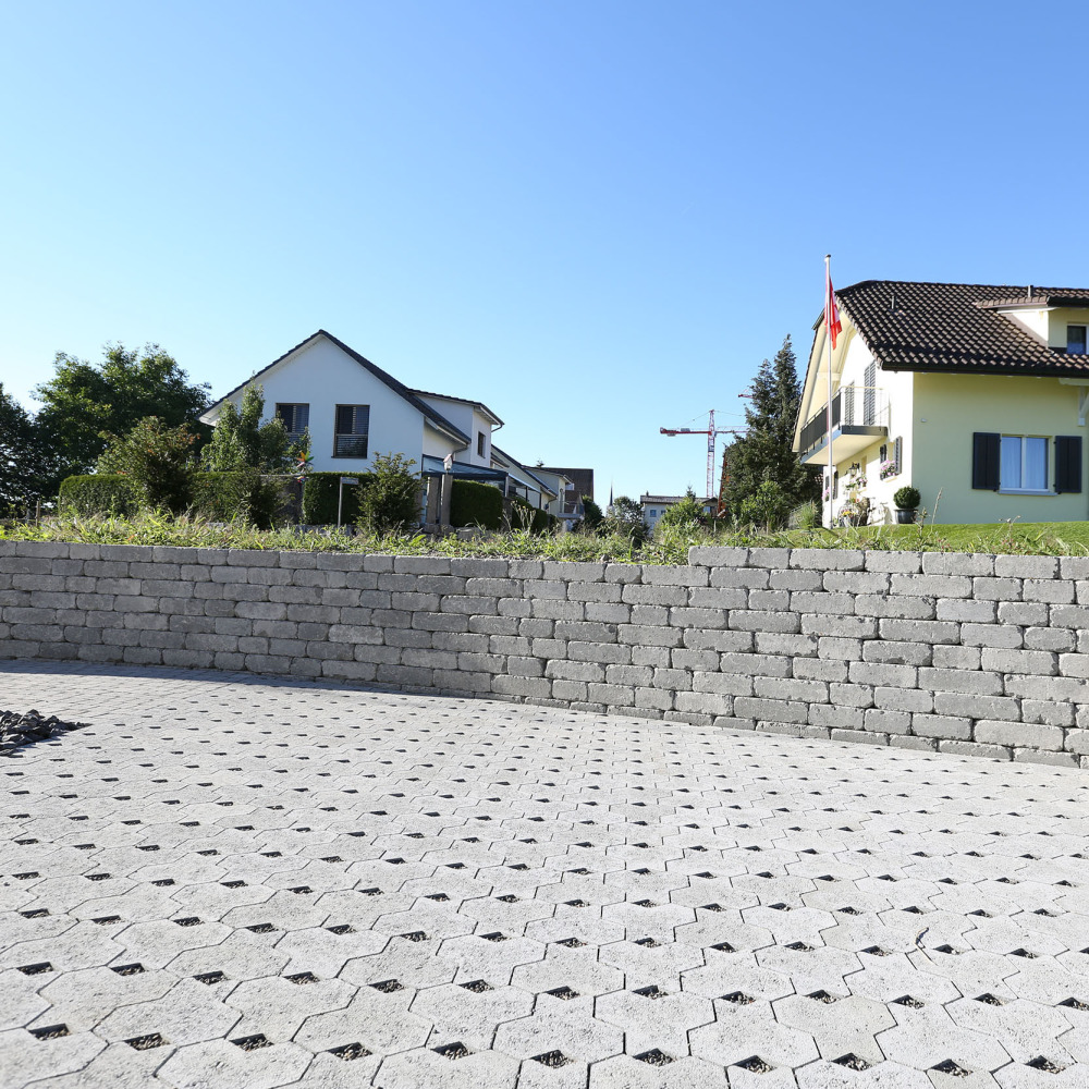 CUATRO Keilmauersteine