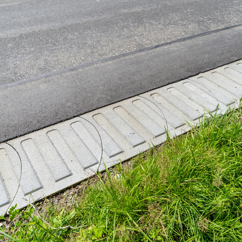 STRADAFINO Bankett- und Spurelement