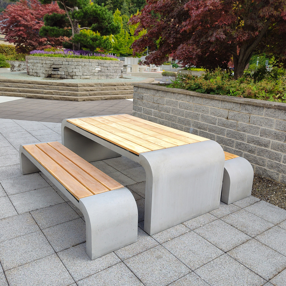 INTERMEZZO® Tische und Bänke rund