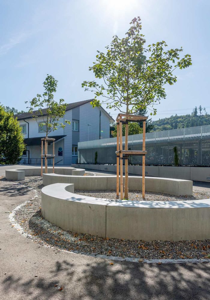 Sitzbankelemente mit Radius