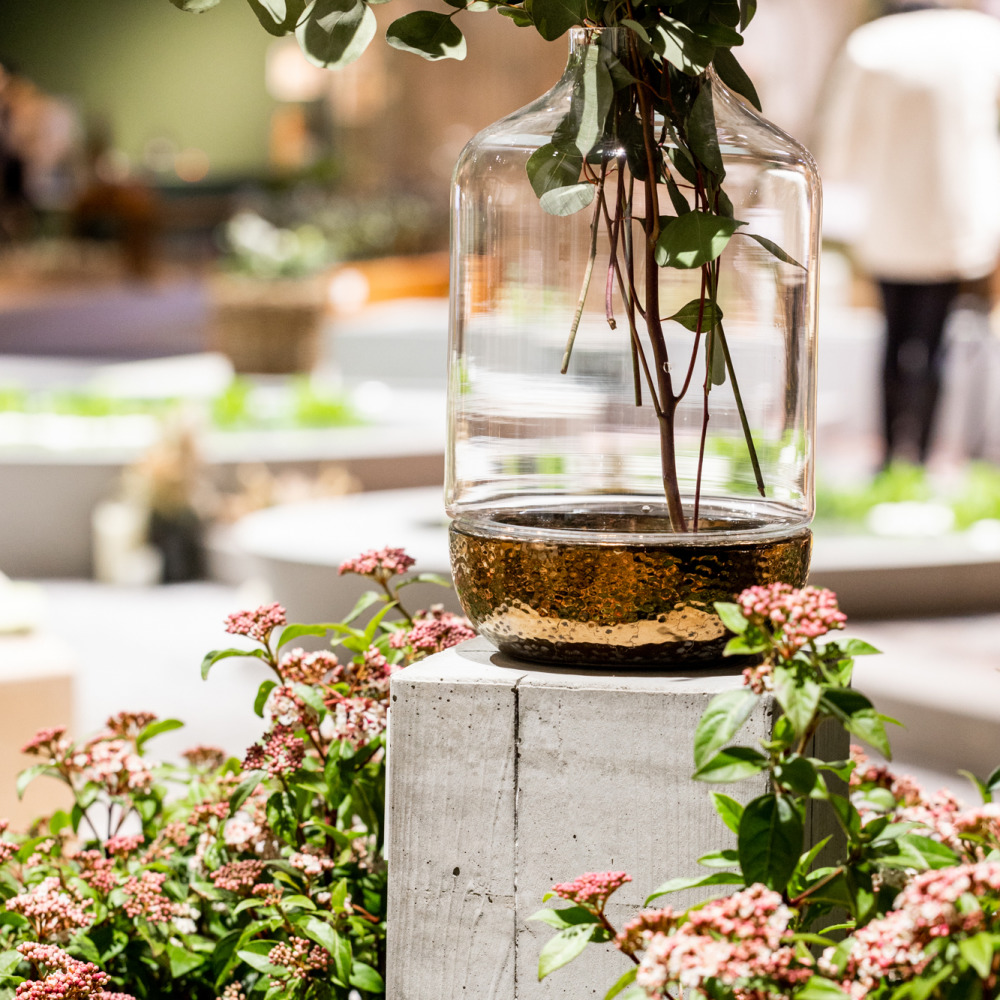 LENIA Palisaden mit Holzstruktur